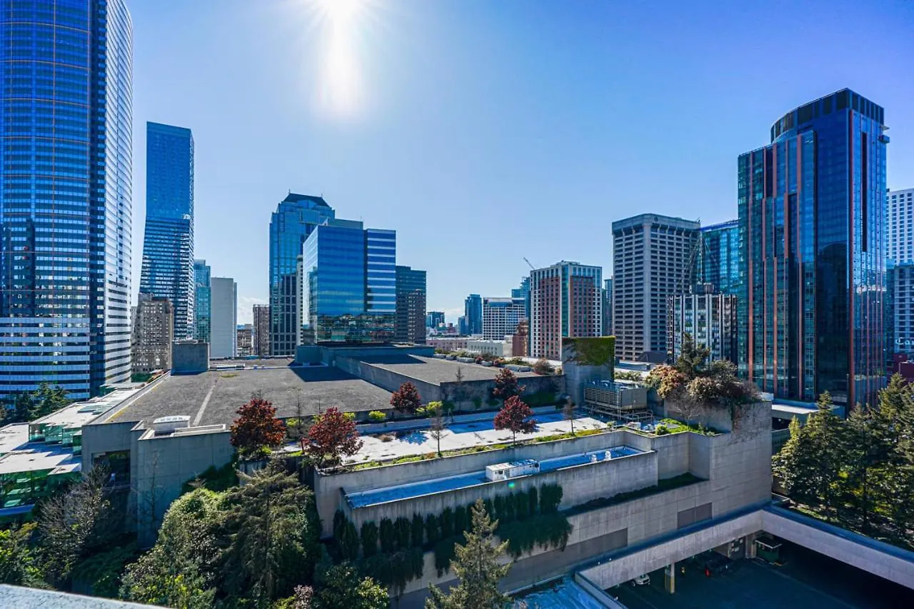 Luxury Downtown Studio King Bed City View Seattle United States