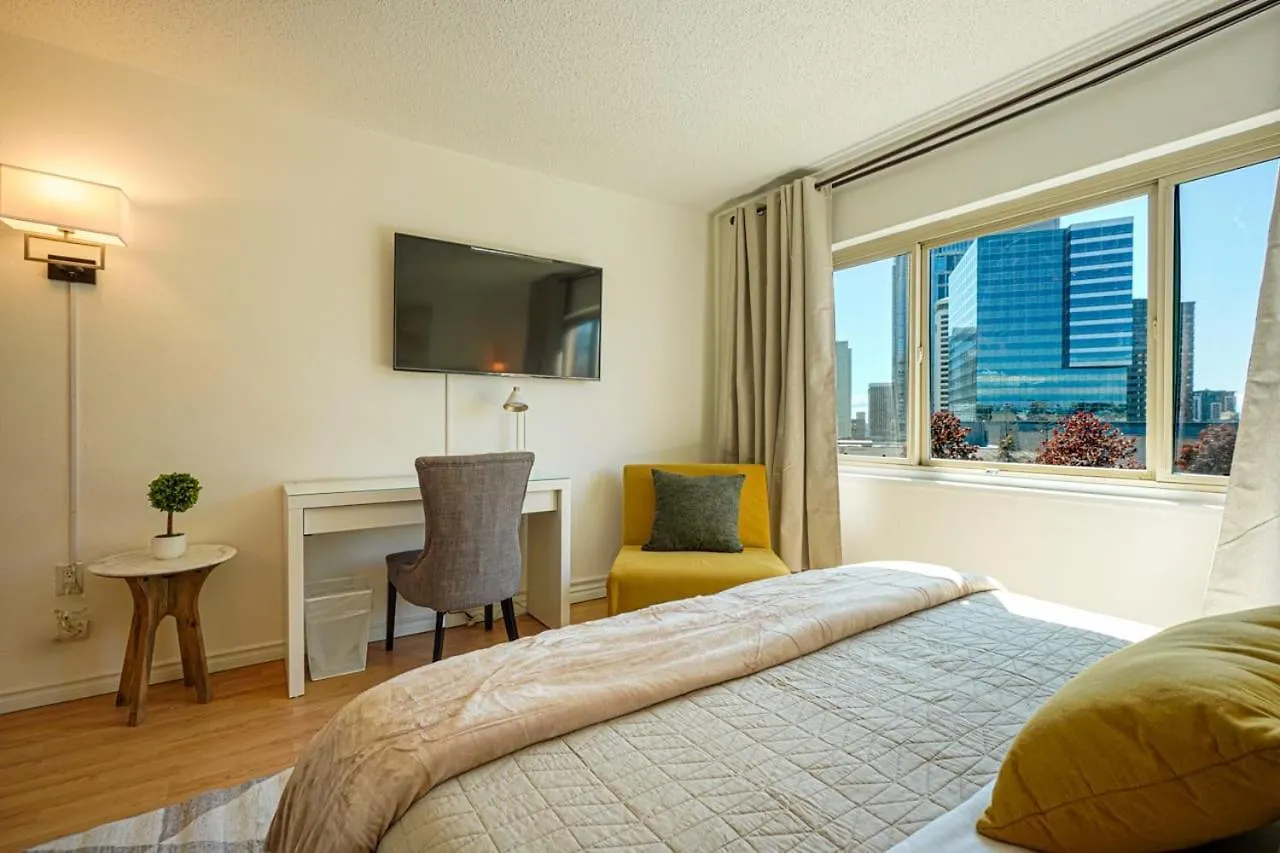 Luxury Downtown Studio King Bed City View Seattle
