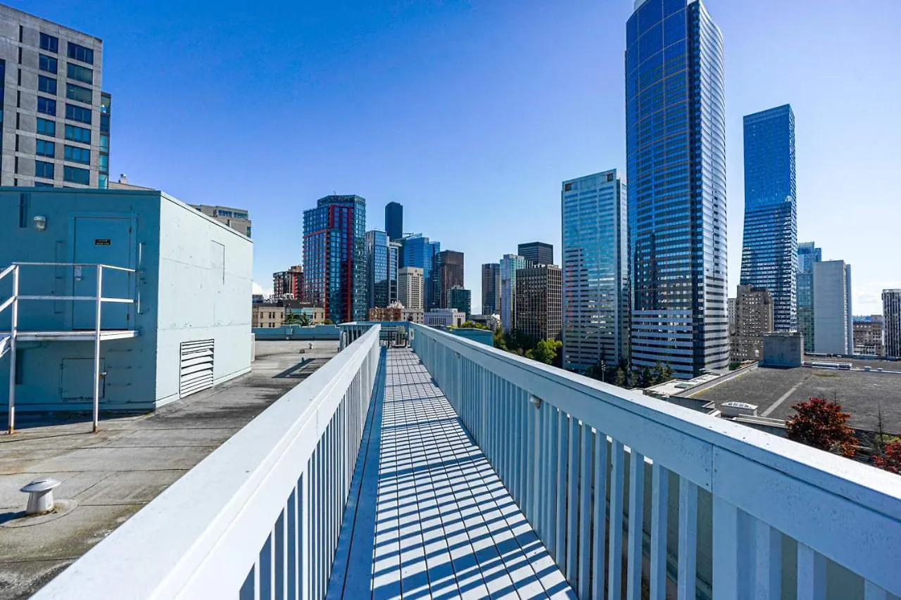 Apartment Luxury Downtown Studio King Bed City View Seattle