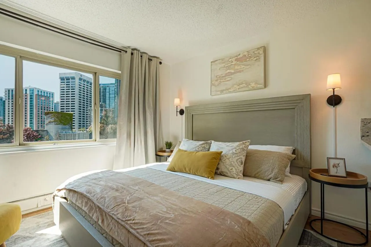 Luxury Downtown Studio King Bed City View Seattle United States